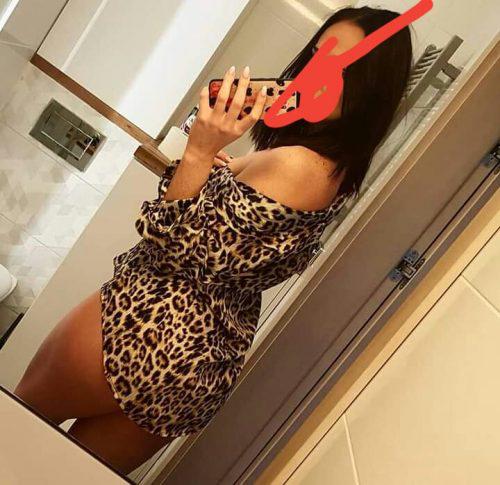 Mini Etek Giyen Diyarbakır Escort Bayan Özlem | Diyarbakır Escort